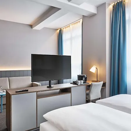 H+ Hotel BRE