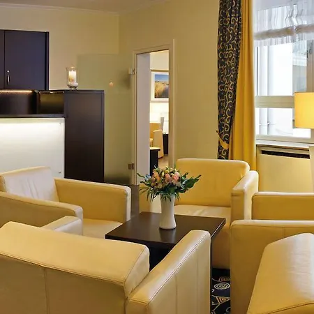 Hotel H+ 4*