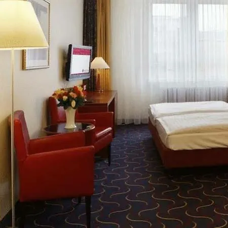 Hotel H+ BRE