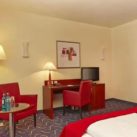 H+ Hotel 4*