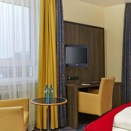 H+ Hotel 4*