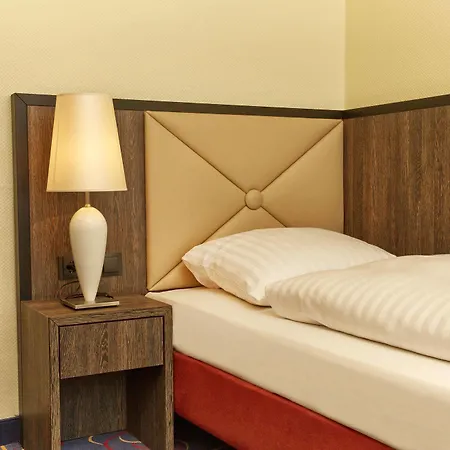 H+ Hotel BRE