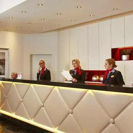 Hotel H+ 4*